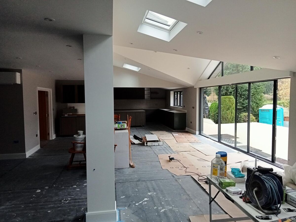 painting and decorating Lea Bridge, E10